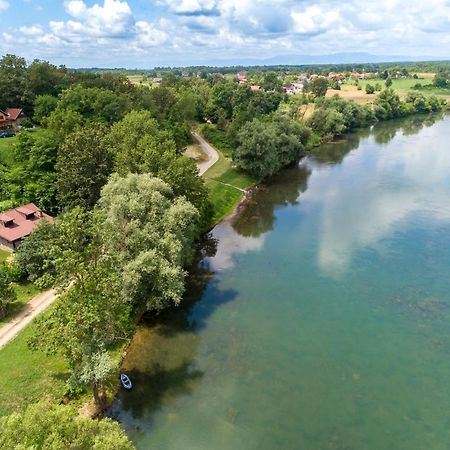 Zagreb, Kuca Za Odmor Swan River Holiday House Lasinja المظهر الخارجي الصورة