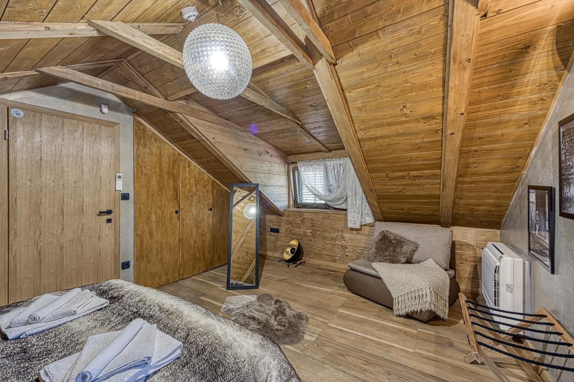Zagreb, Kuca Za Odmor Swan River Holiday House Lasinja المظهر الخارجي الصورة