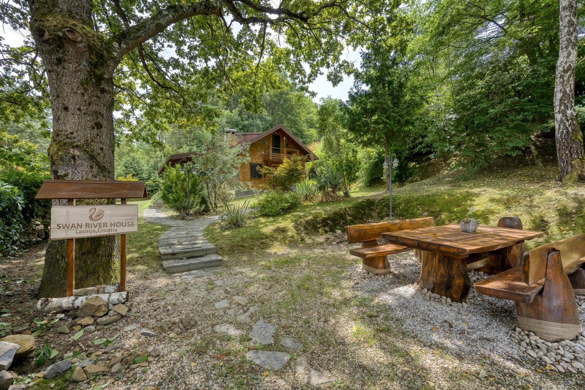 Zagreb, Kuca Za Odmor Swan River Holiday House Lasinja المظهر الخارجي الصورة