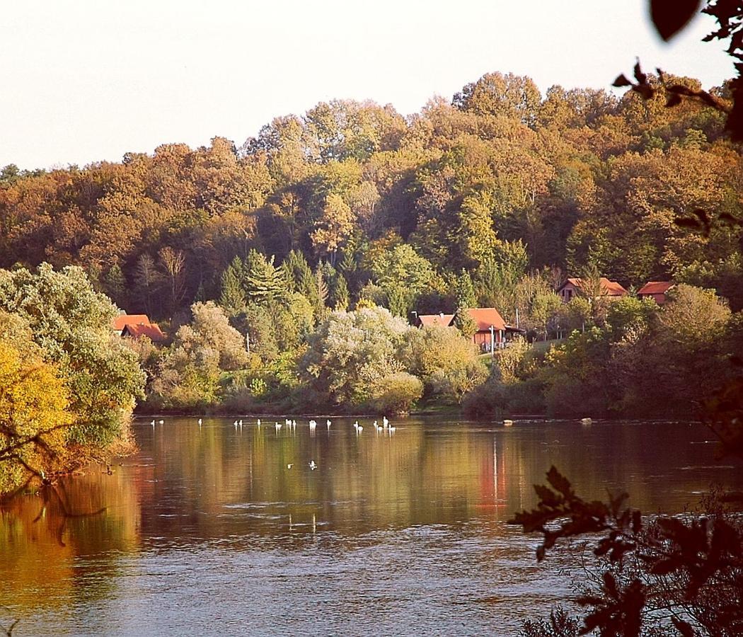Zagreb, Kuca Za Odmor Swan River Holiday House Lasinja المظهر الخارجي الصورة